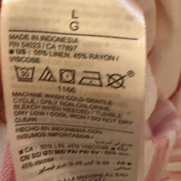 Old Navy Pink and White Striped Linen Women's Shorts - Picture 6 of 6